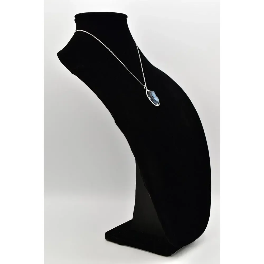 Unbranded stunning necklace